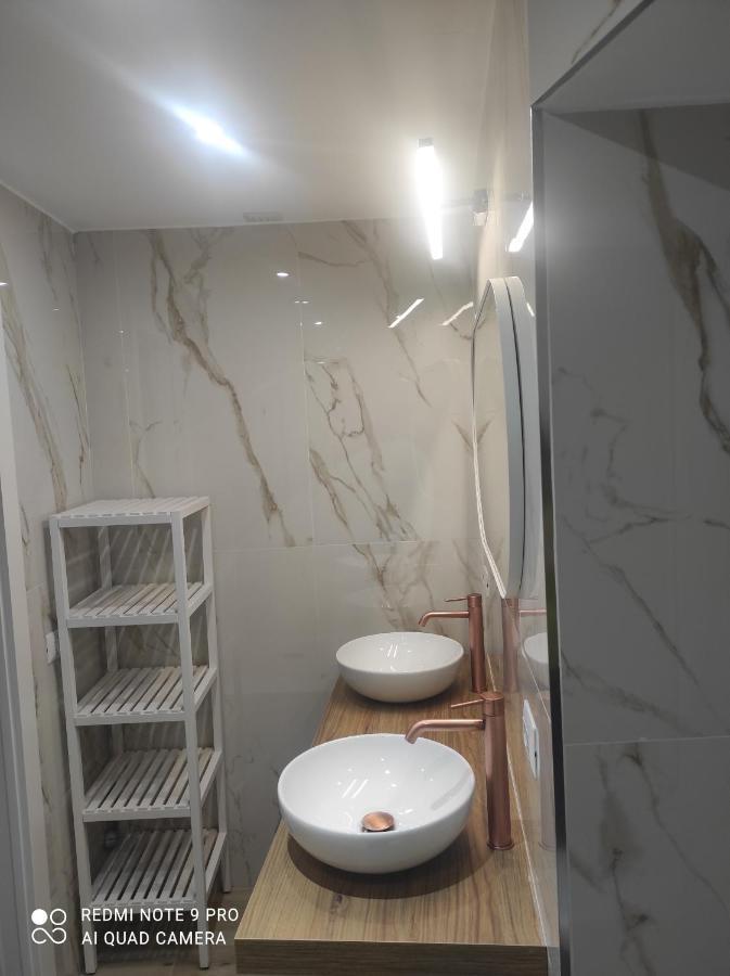 Terrazzini In Corte Bari Bagian luar foto
