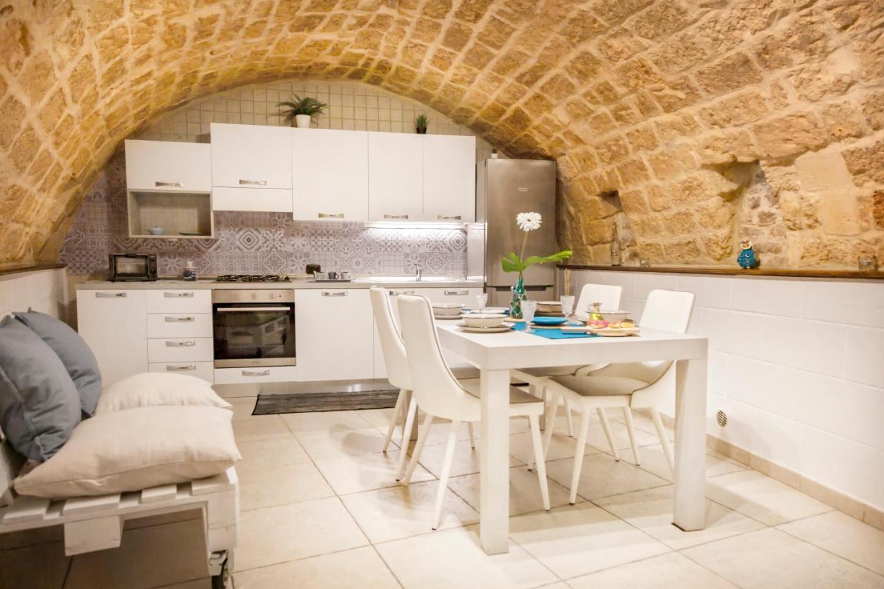 Terrazzini In Corte Bari Bagian luar foto