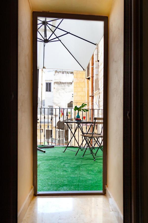 Terrazzini In Corte Bari Bagian luar foto